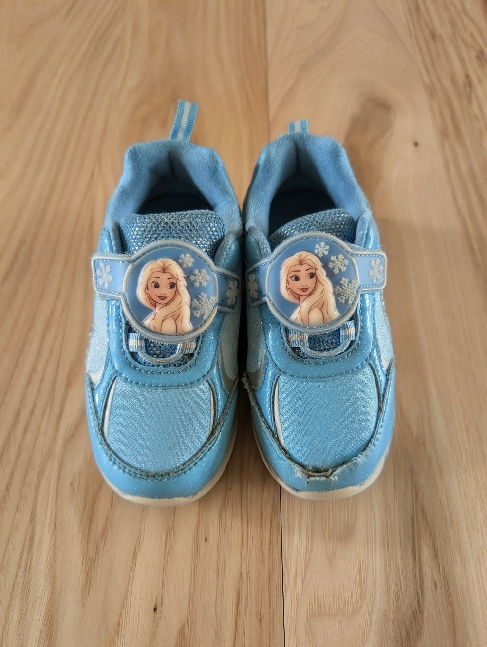 Frozen Elsa Light-Up Sneakers